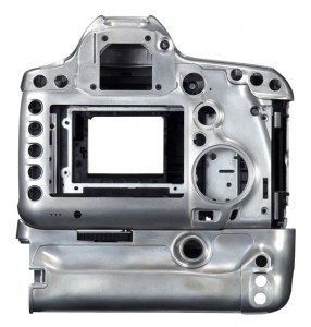 Canon EOS 5D Mark III body back 286x300 Whats inside: the guts of the Canon EOS 5D Mark III camera