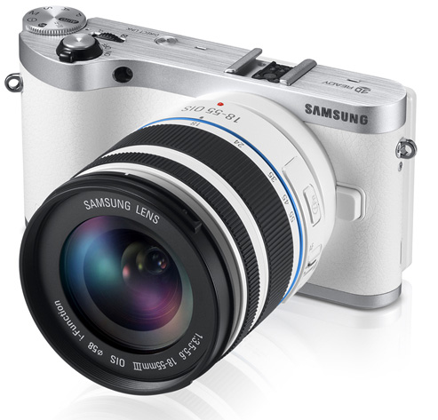 Samsung-NX300-camera-front.jpg