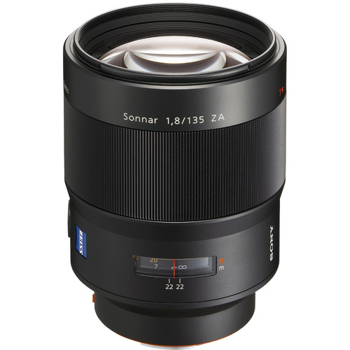 Sony 135mm f:1.8 Carl Zeiss T* lens