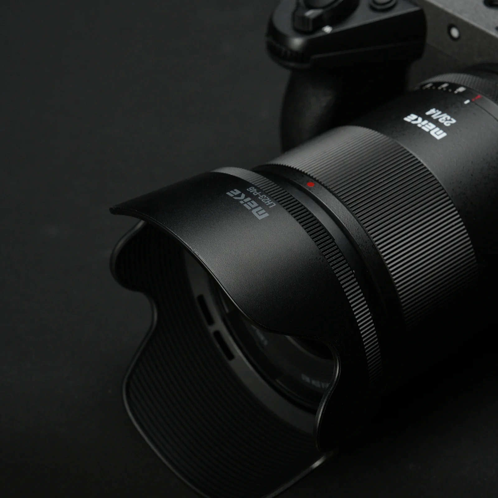 메이케 23mm F1.4 렌즈 출시