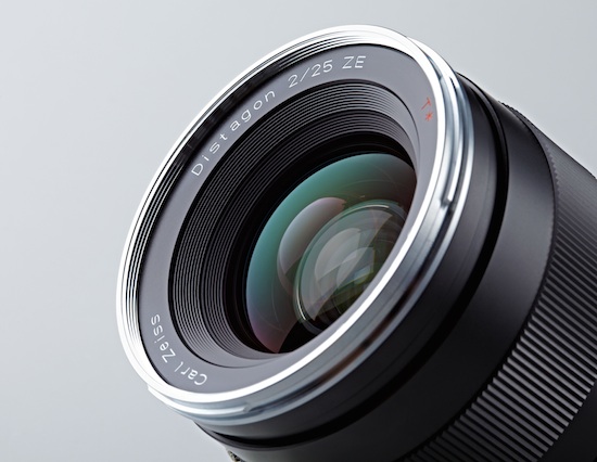 Carl Zeiss presents the Distagon T* 2/25 ZE and ZF.2 - Photo Rumors