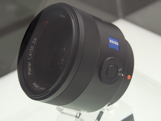 Zeiss Planar T 50mm F1.4 ZA SSM lens for Sony A mount