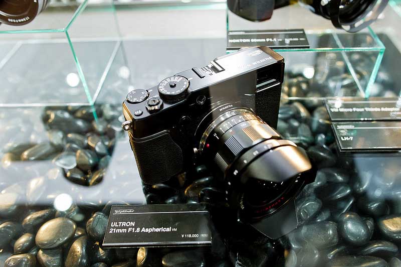 Ultron 21mm f1.8 Asph lens on Fuji X-Pro1 CP+