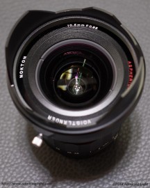 Voigtländer 10.5mm f:0.95 Nokton MFT lens front