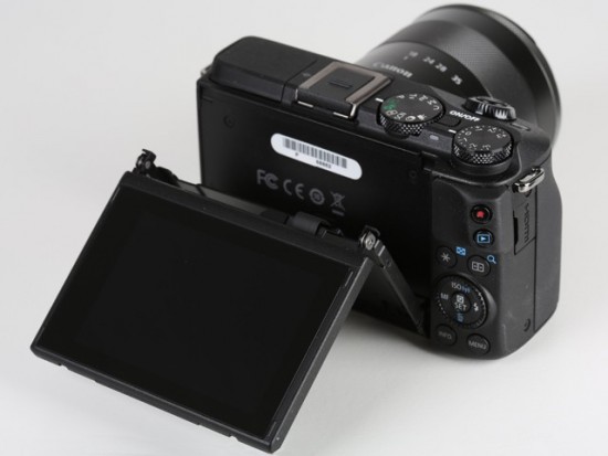 Canon EOS M3 mirrorless camera 3