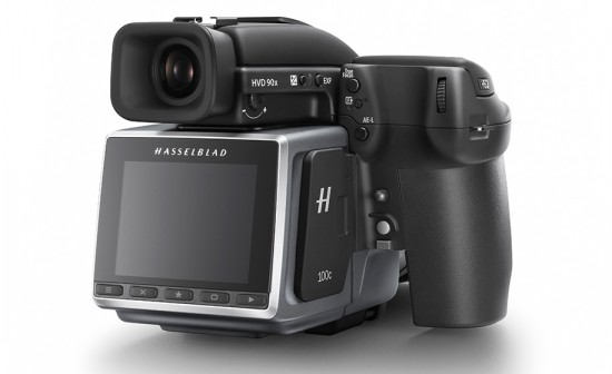 Hasselblad-H6D-medium-format-camera-2