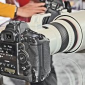 Canon EOS-1D X Mark II camera7