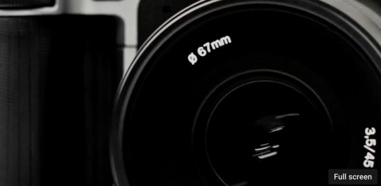 Hasselblad-X1D-medium-format-mirrorless-camera-lens