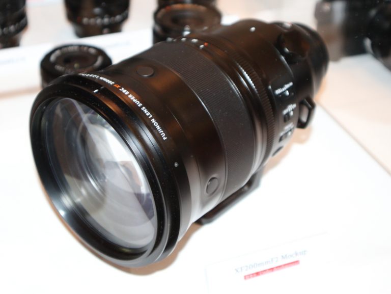 First pictures of the new Fuji lenses: Fujinon XF 8-16mm f/2.8 R LM WR