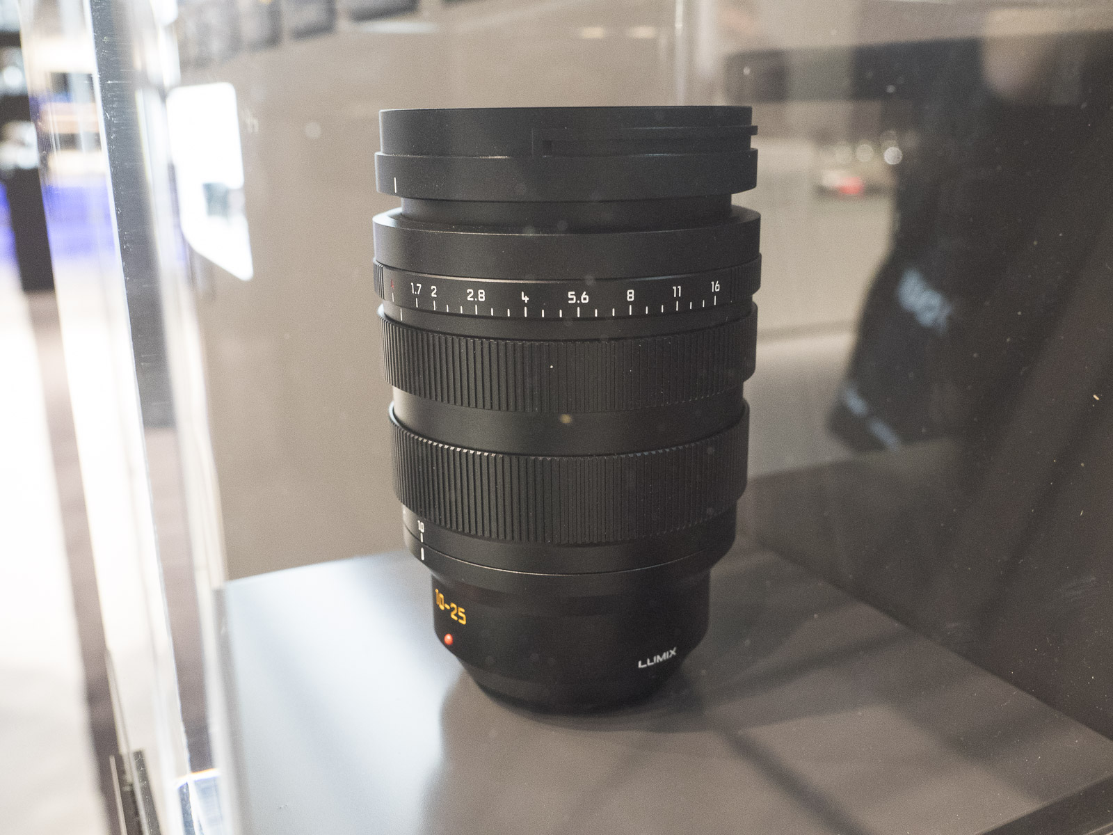 Panasonic Leica DG Vario-Summilux 10-25 mm f/1.7 MFT lens announced (future  development) - Photo Rumors