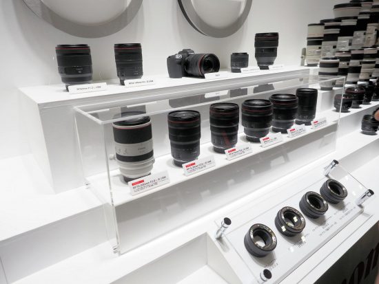 Canon RF mirrorless lenses