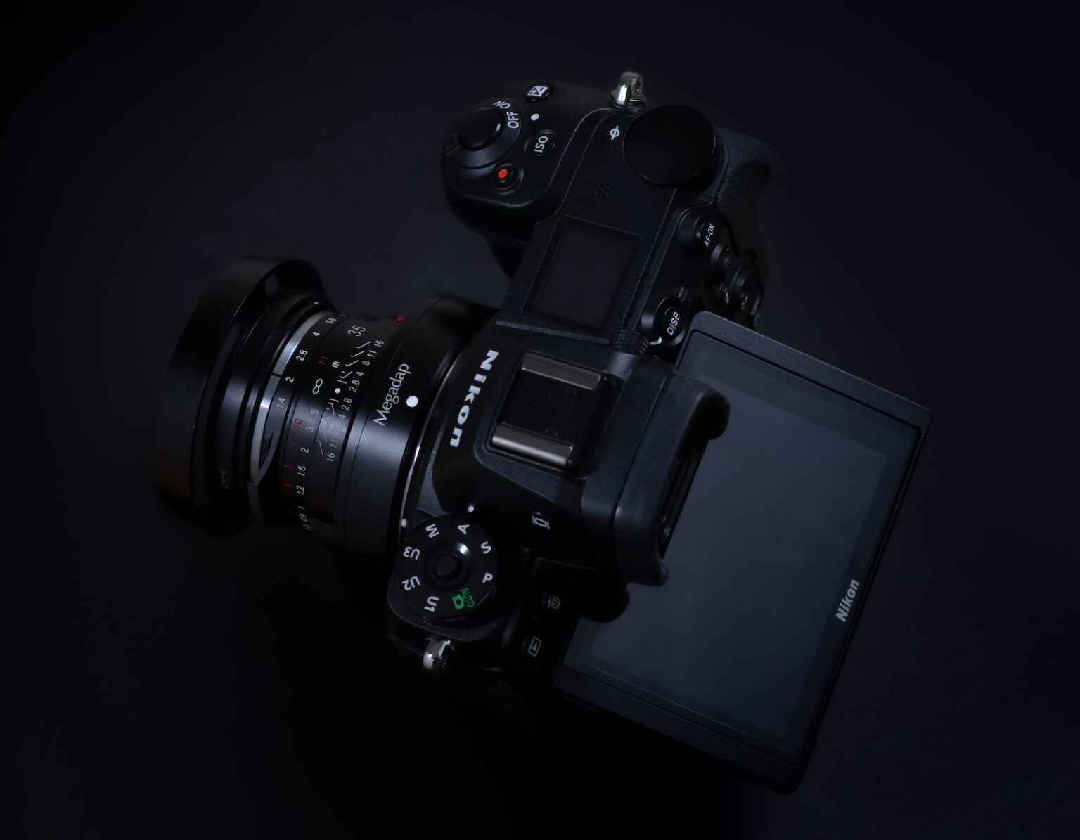 The new autofocus adapter for Leica M lenses on Nikon Z cameras now