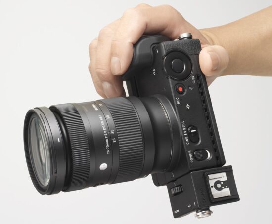Sigma-28-70mm-f2.8-DG-DN-Contemporary-lens-2-1-550x454.jpeg