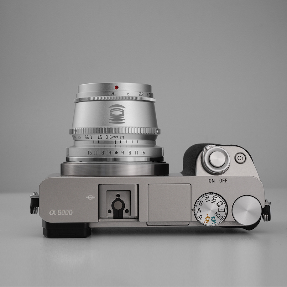 TTArtisans 35mm F/1.4 Manual Focus Lens For Fujifilm X-Mount – APS-C, Silver
