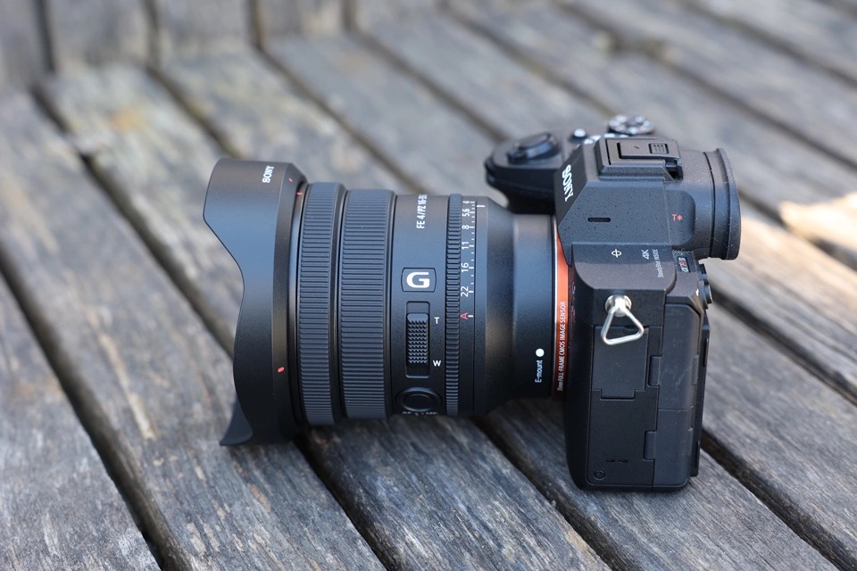 カメラ レンズ(ズーム) Announced: Sony FE PZ 16-35mm f/4 G (SELP1635G) lens - Photo Rumors