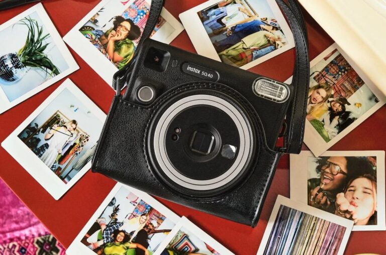 Officially announced: Fujifilm Instax Square SQ40 and brown Instax Mini ...