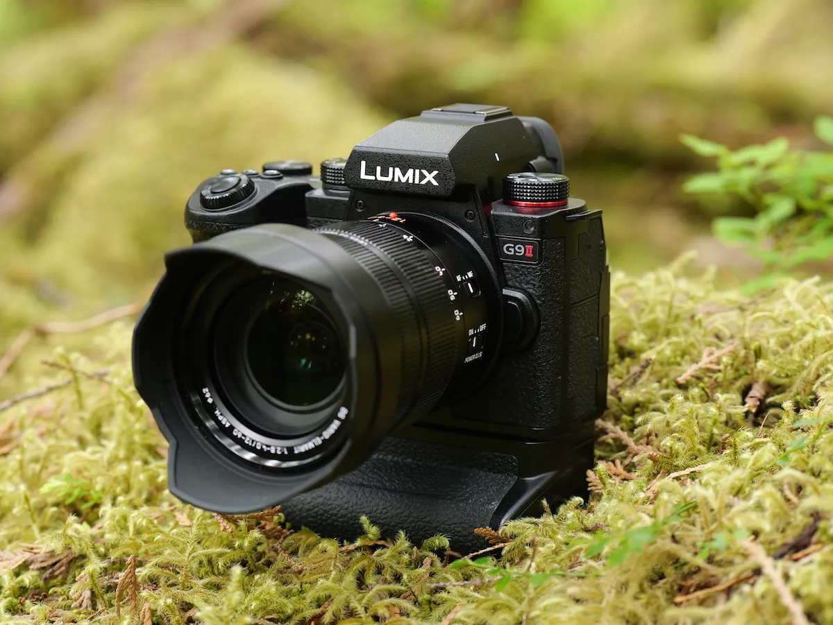 Panasonic-Lumix-G9II-camera-2.webp
