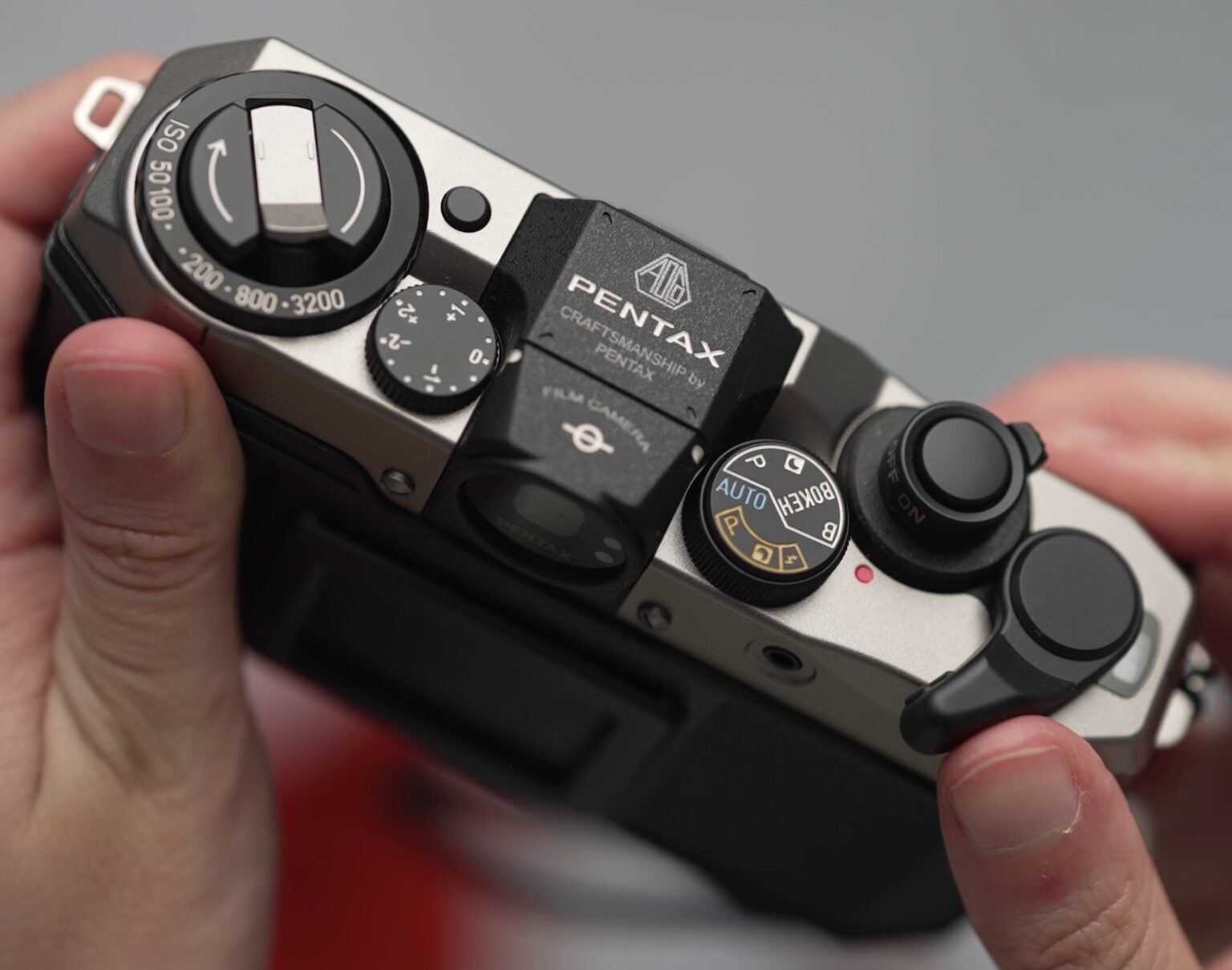 Pentax 17 half-frame film camera with 25mm f/3.5 lens leaked online ...