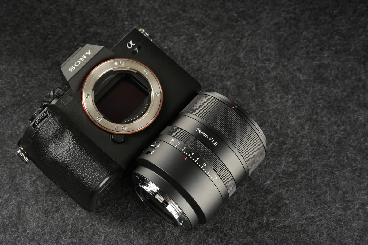 1. 7Artisans, 소니 E 마운트용 AF 24mm f/1.8 렌즈 출시