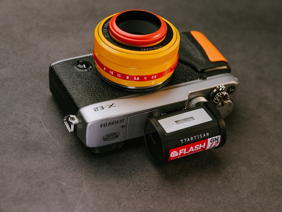 TTartisan announced a new M01 on-camera film canister flash and